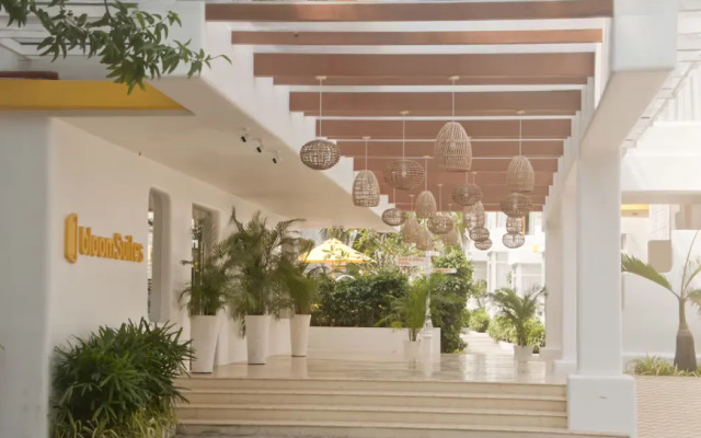 BloomSuites - Calangute