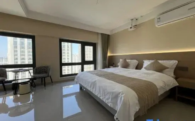 Sanshe Homestay (Wuwei Tianyi Caifu Square)