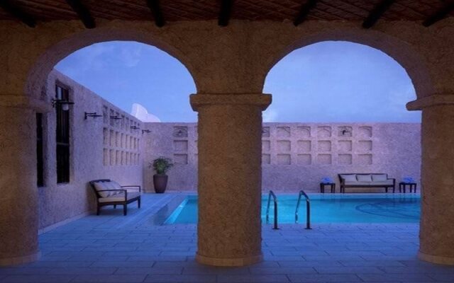 Al Jasra Boutique Hotel