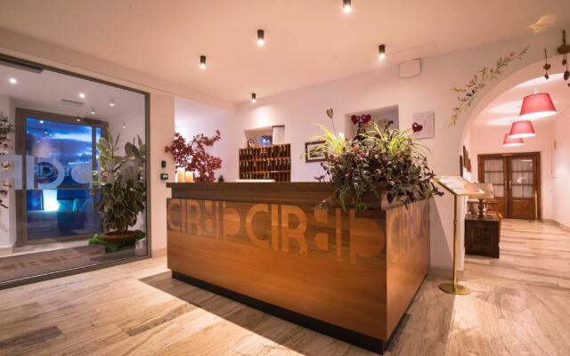 Hotel Cir