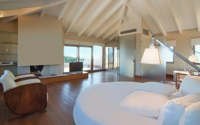 Seaview Peninsula Villa