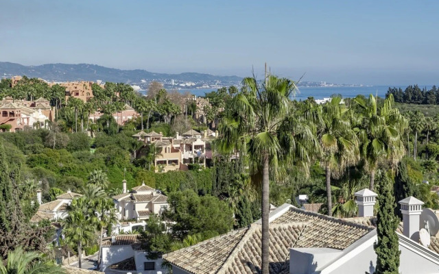 SAT24 - 2 bedroom, close to Puerto banus