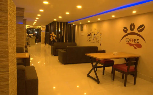 OYO 120 Hotel Tayoma