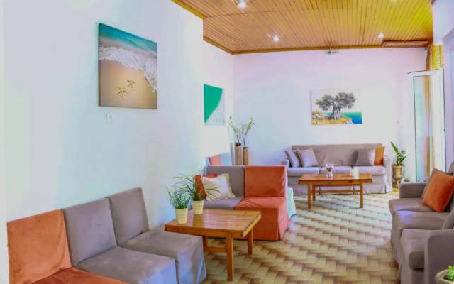 Zorbas Beach Hotel