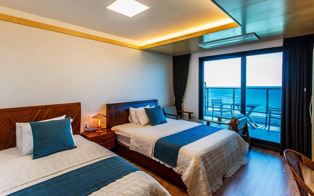 Aewol Cutiepie Hotel