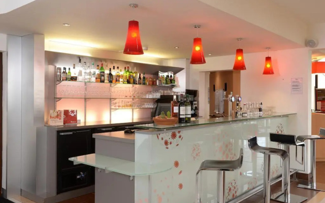 ibis Saint Lo La Chevalerie