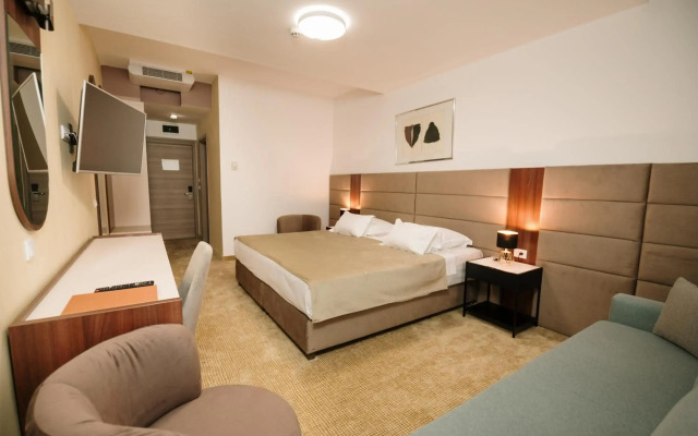 Hotel Slavija Garni