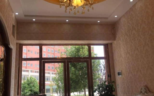 Jinying Express Hotel (Qujing North Railway Station)