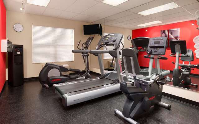 Country Inn & Suites by Radisson, Beckley, WV