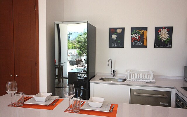 Menesse on the Beach 001 by iMexico