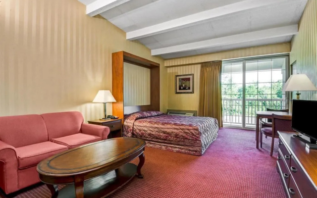 Super 8 Hartford South - Rocky Hill