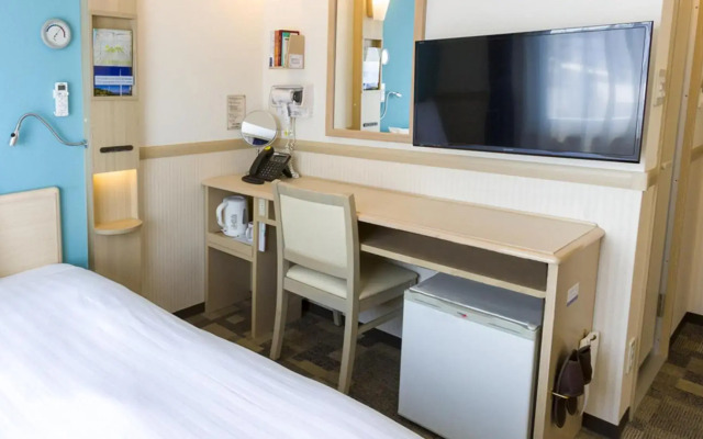 Toyoko Inn Nagareyama-Otakanomori Ekimae