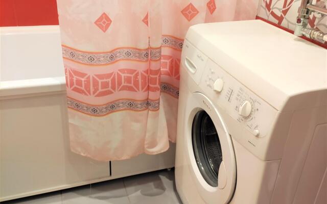 Апартаменты в микрорайоне Мирный 6\3