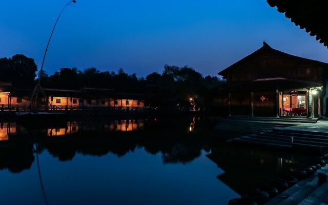 Wuzhen Sijing Courtyard Inn