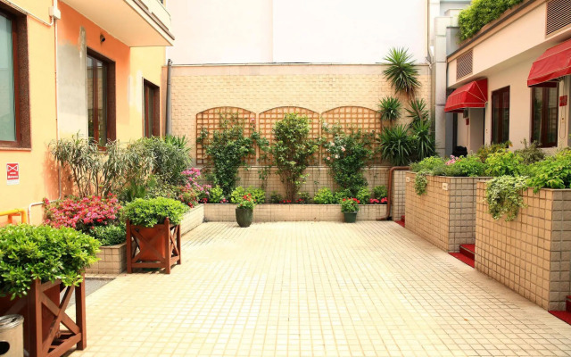 Huaxia Milano