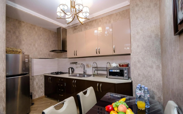 Dat Exx Apartments