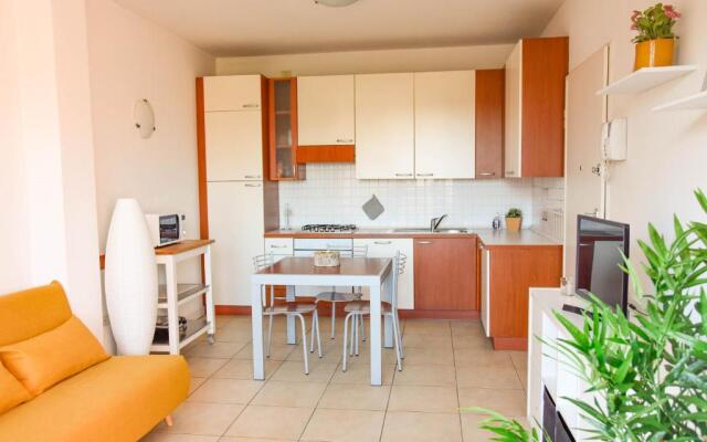 Apartment with free parking near the center