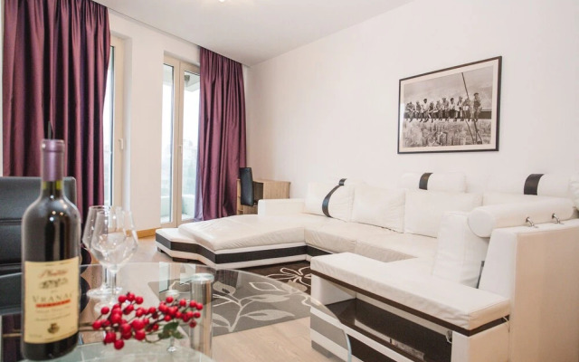 Apartment Status 5
