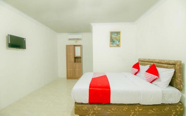 OYO 921 Hotel Ratu Pantai