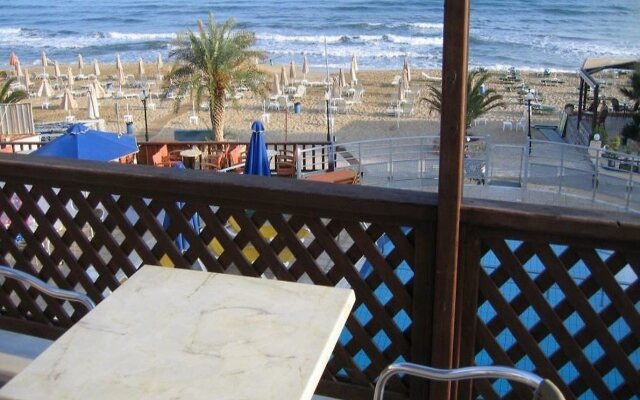 Eleni Beach Hotel