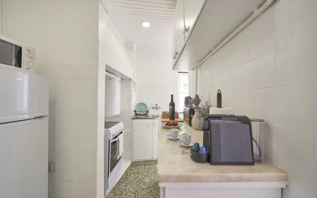 Alfama Light-Filled Apartment, By TimeCooler