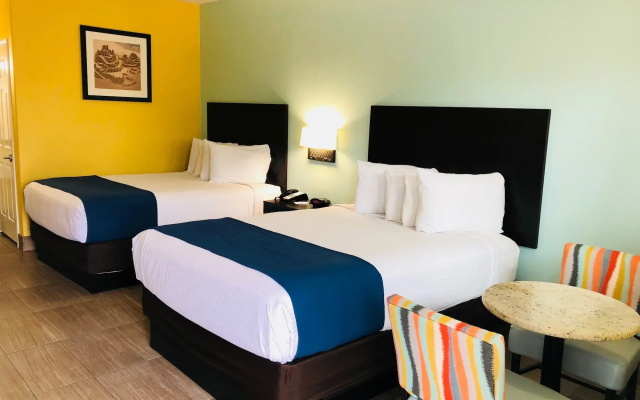 The Island Hotel Near Beach Port Aransas