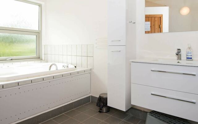 Enticing Holiday Home in Ebeltoft With Sauna
