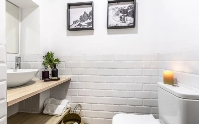 Arties - 4 Bedrooms Apartment in Almagro