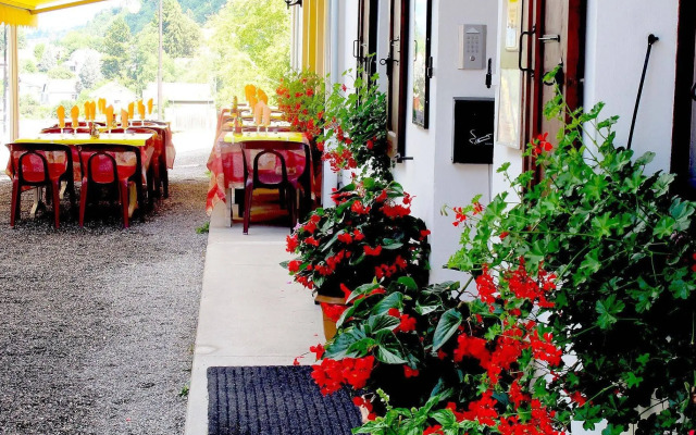 Les Acacias Bellevue