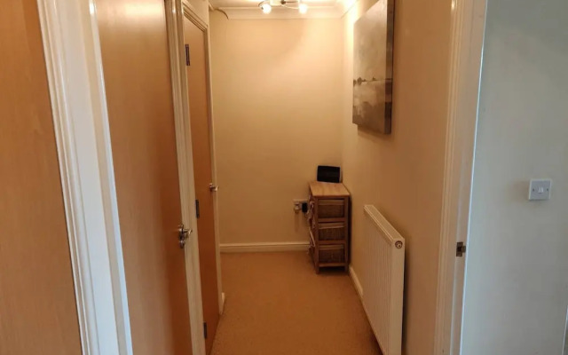 Penthouse Apartment Little Paxton - 47 Skipper Way