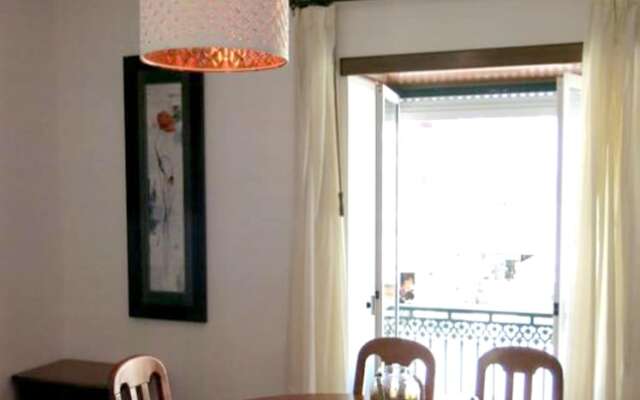 Apartment with 4 Bedrooms in Nazaré, with Wonderful Sea View, Balcony And Wifi - 100 M From the Beach