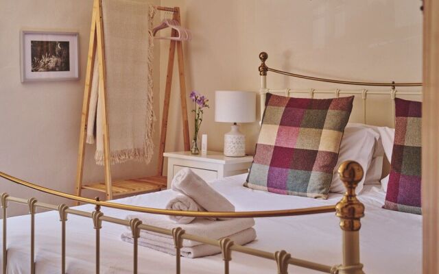 Coniston House
