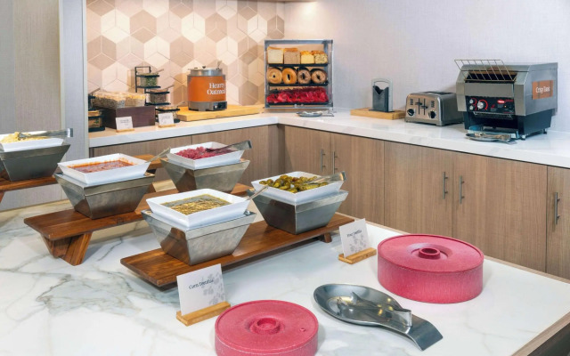 Homewood Suites by Hilton Tampa Airport - Westshore