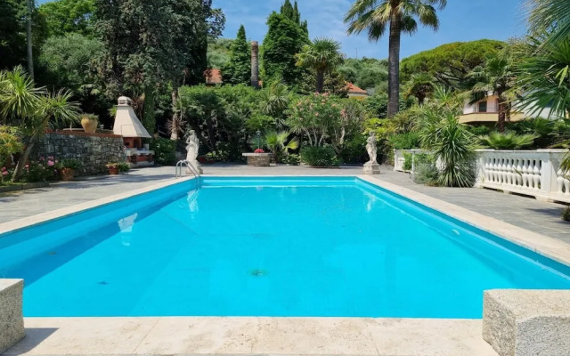 Paradiso Al Mare Shared Pool