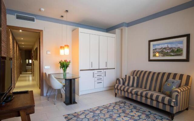 Apartamentos Sant Jordi Montbrio