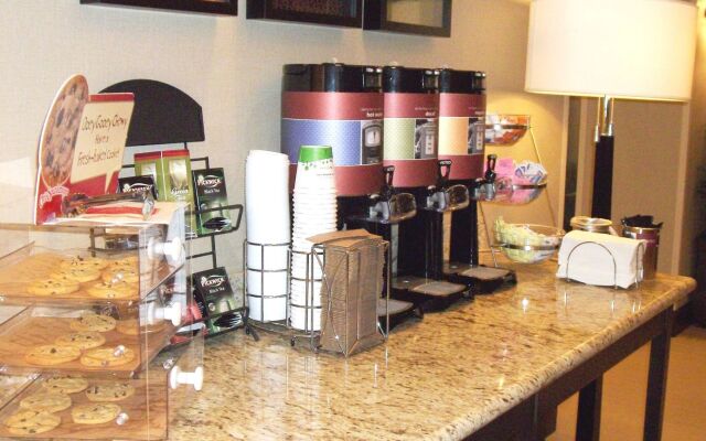 Hampton Inn & Suites Manteca