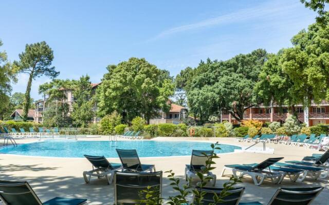 Le Gouic Joli Appartement Piscine