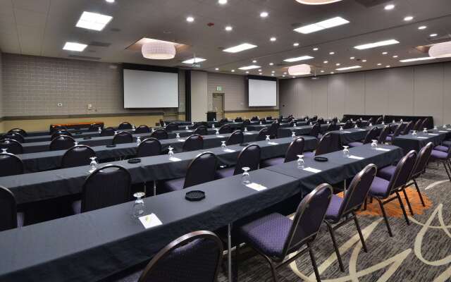 Embassy Suites by Hilton Denver Central Park