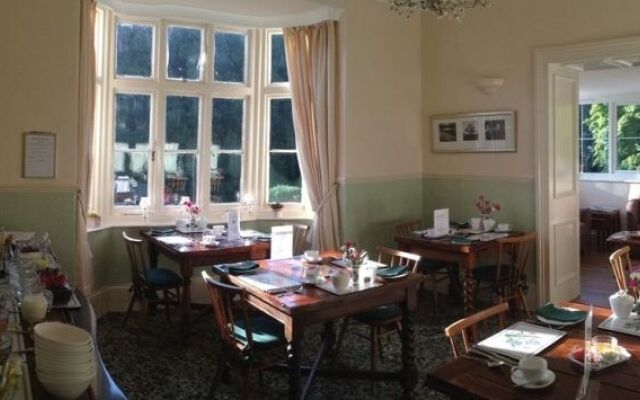 Pine Lodge Guest House