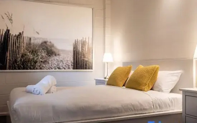 Nine Mile Beach House