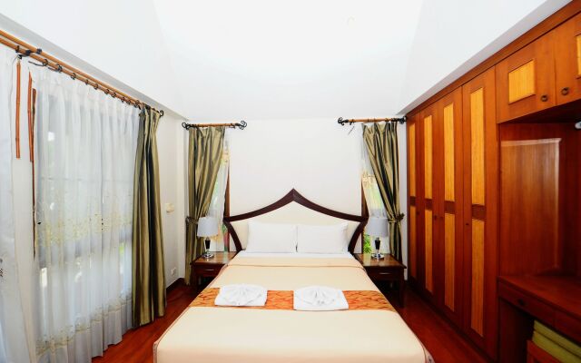 Villa Raya Private Pool Villas Resort