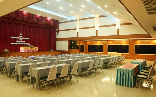 Juntra Resort and Hotel