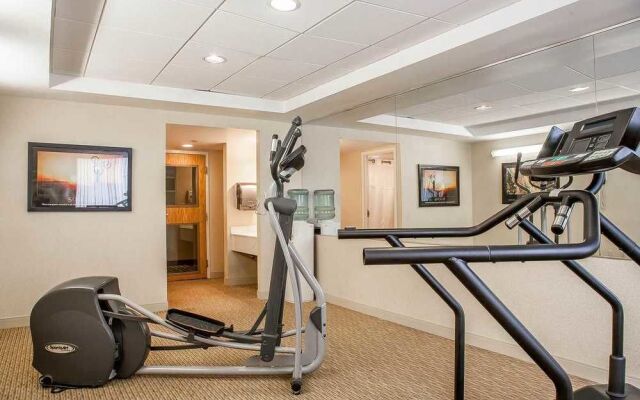 Comfort Inn Warwick Airport