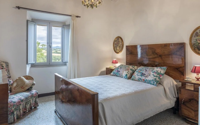 Villa Le Logge 12 1 in Todi