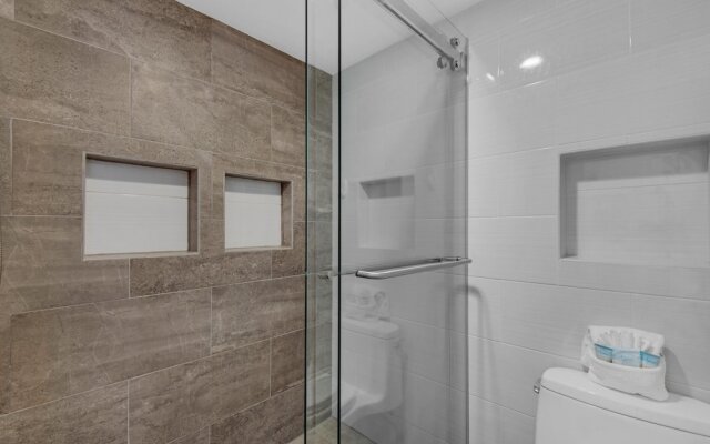 Pelican Beach Terrace 807