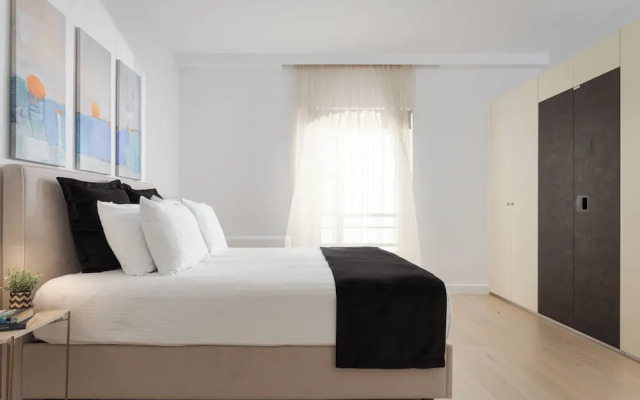 Vouliagmeni Serenity Residence