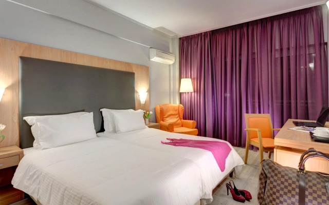 Отель Polis Grand