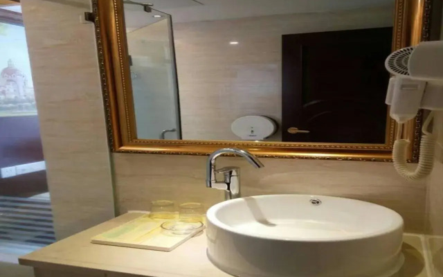 7Days Inn Shenzhen Dongmen Hu Bei Metro Station