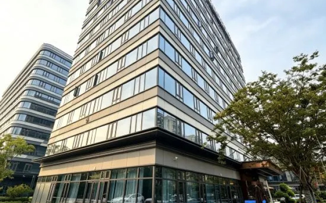 Laninno International Hangzhou Xiaoshan Airport Grand Exhibition Center Hotel – Exterior – Hangzhou