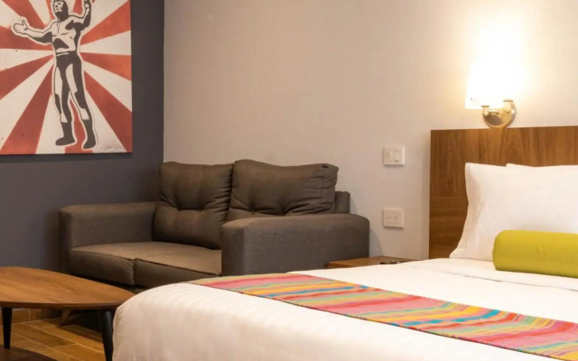 Hotel Estancias VIVE MX el marques Queretaro, Trademark